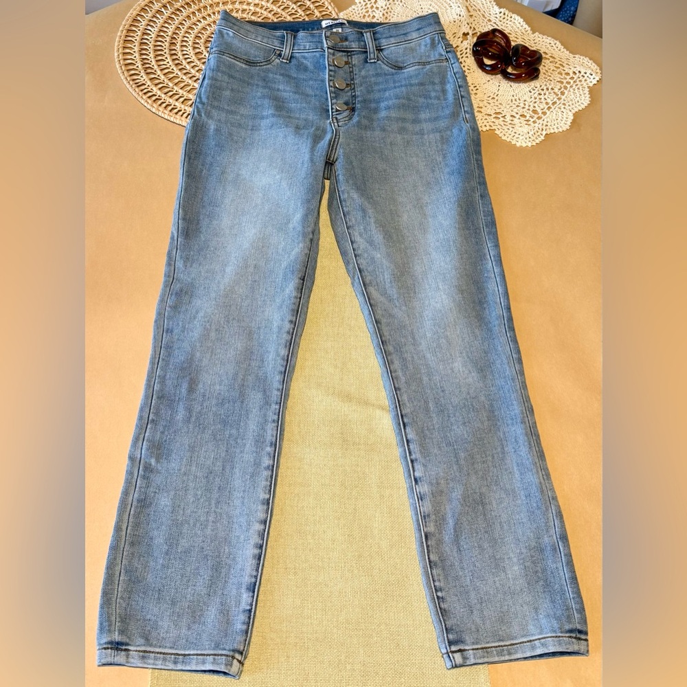Meritage Light Wash Mid Rise Skinny